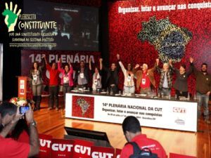 Na Plenária Nacional da CUT, movimentos sociais reafirmam unidade pró-plebiscito constituinte