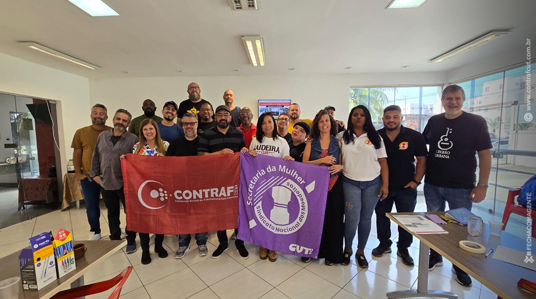 Quem sabe mais, luta melhor!