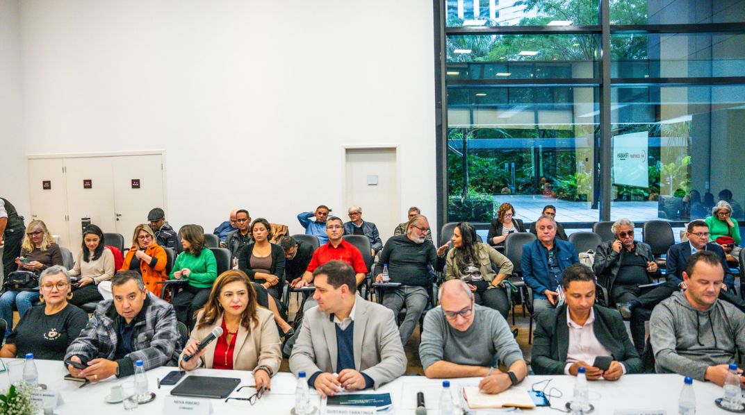 Movimento sindical cobra dos bancos compromisso com saúde mental dos trabalhadores