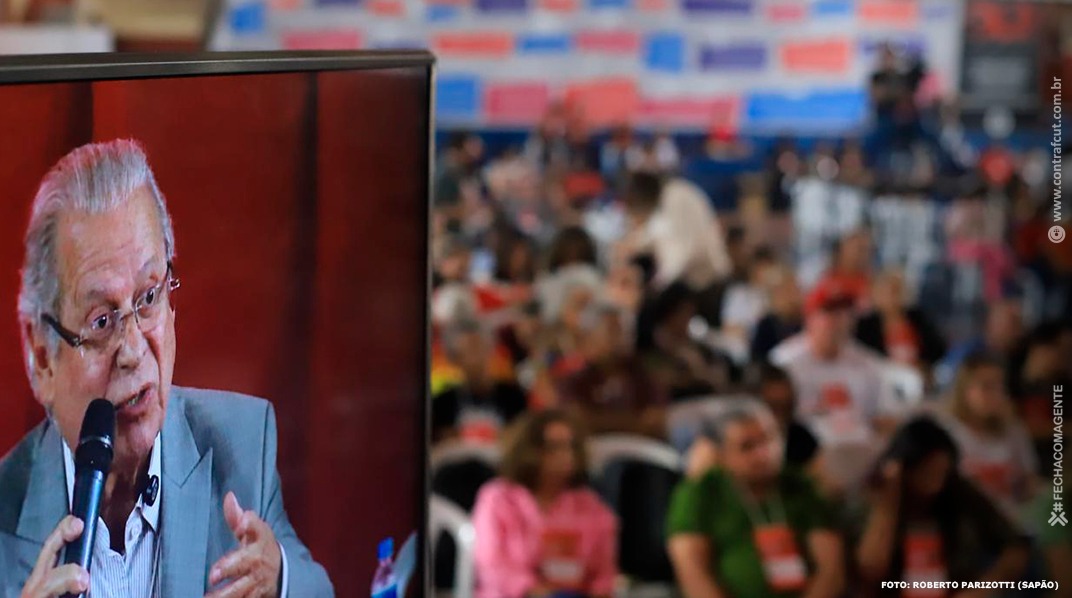 “Sindicalismo tem o dever de reocupar o centro da vida política”, afirma José Dirceu na 17º Plenária Nacional da CUT